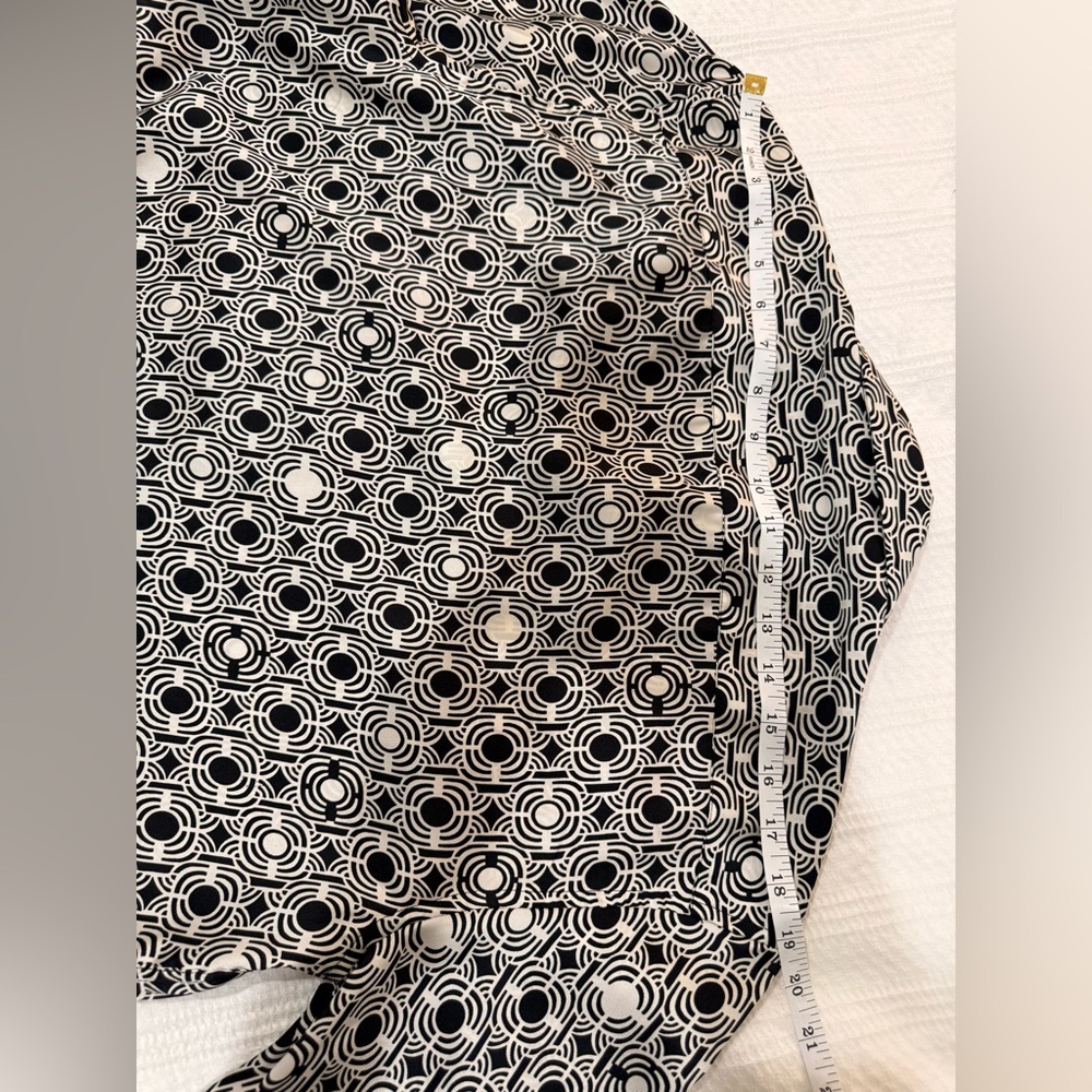 Zara Men's Black and White Patterned Shirt - Picture 6 of 6